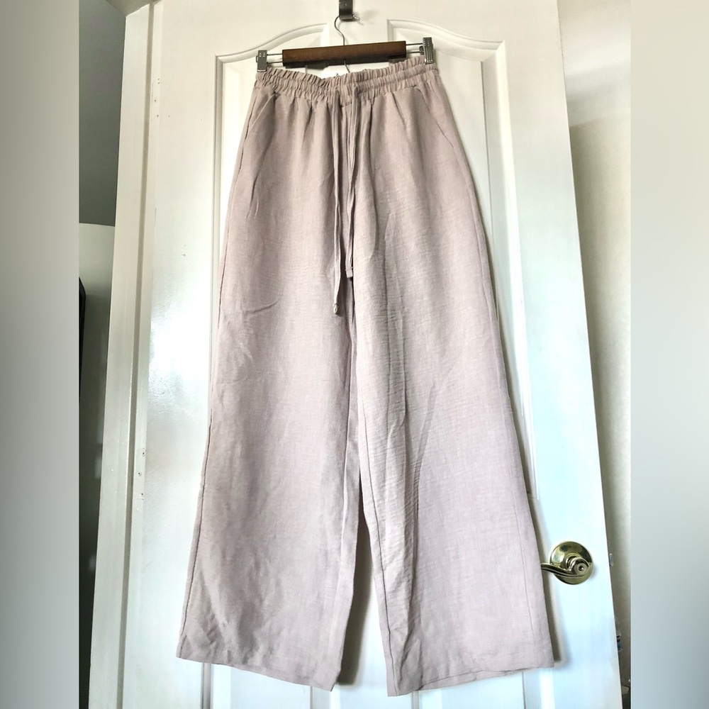 NWOT Zenana Outfitters Men's Wide-Leg Drawstring Pants in Light Taupe